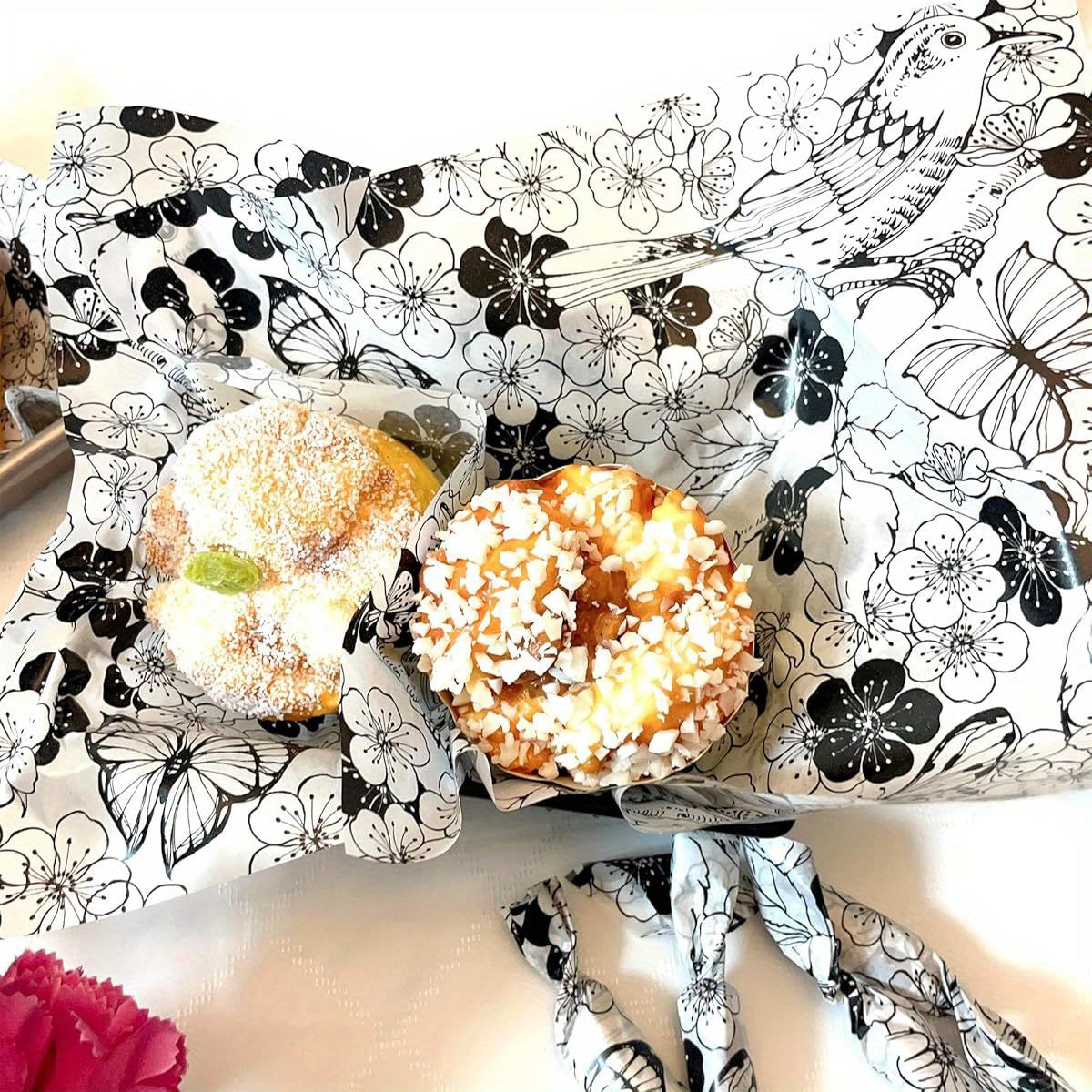 150 Sheets (300 Total) Elegant Black & White Floral Wax Paper Wrapping Sheets - Greaseproof & High Quality Non-Stick Parchment Paper with Rounded Corners, Large 8.6x9.8 Inch for Air Fryer, Baking, Sandwiches, Picnic & Party - Disposable Tableware, Plate &